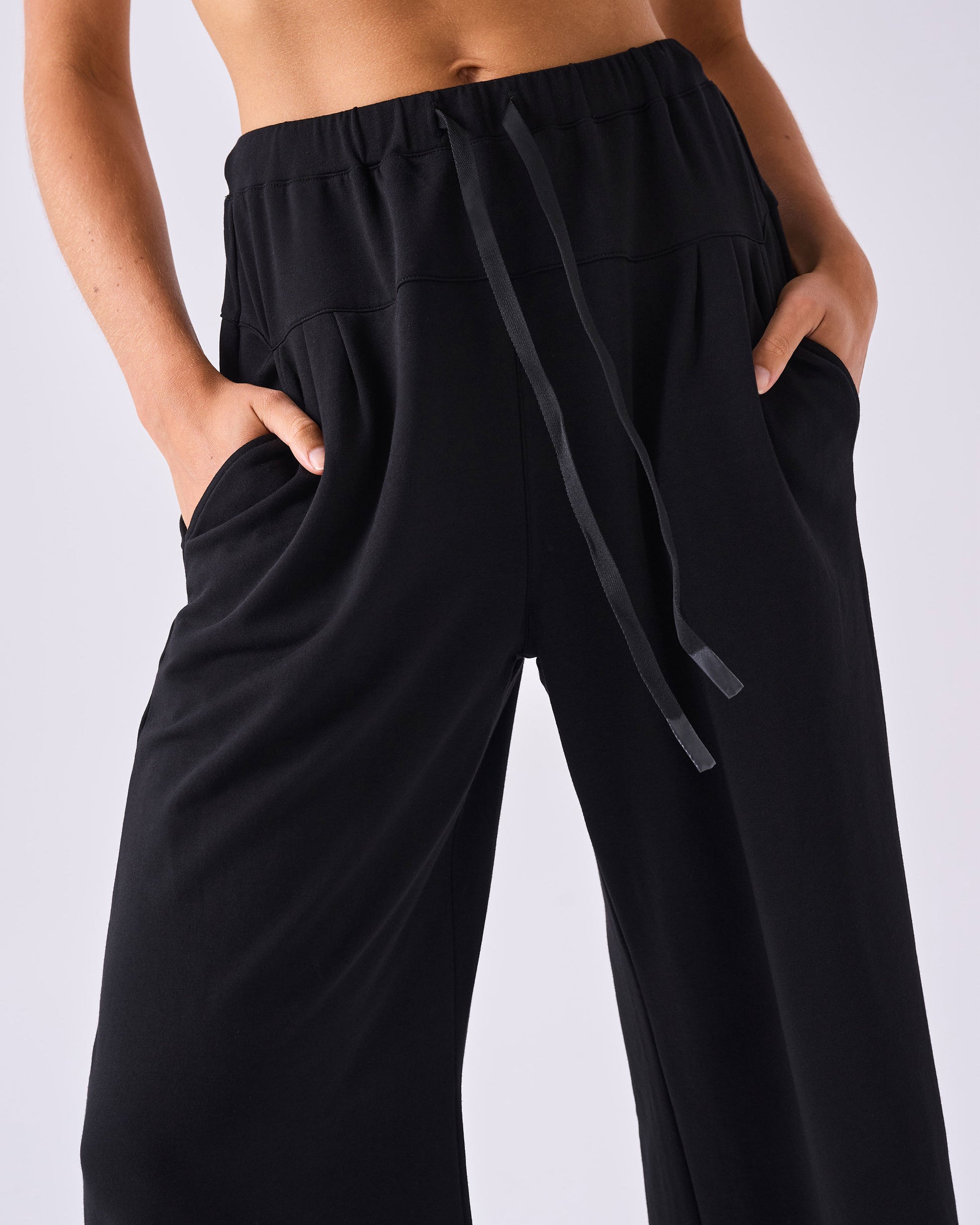 French Terry Yin Sweat Pant - Black