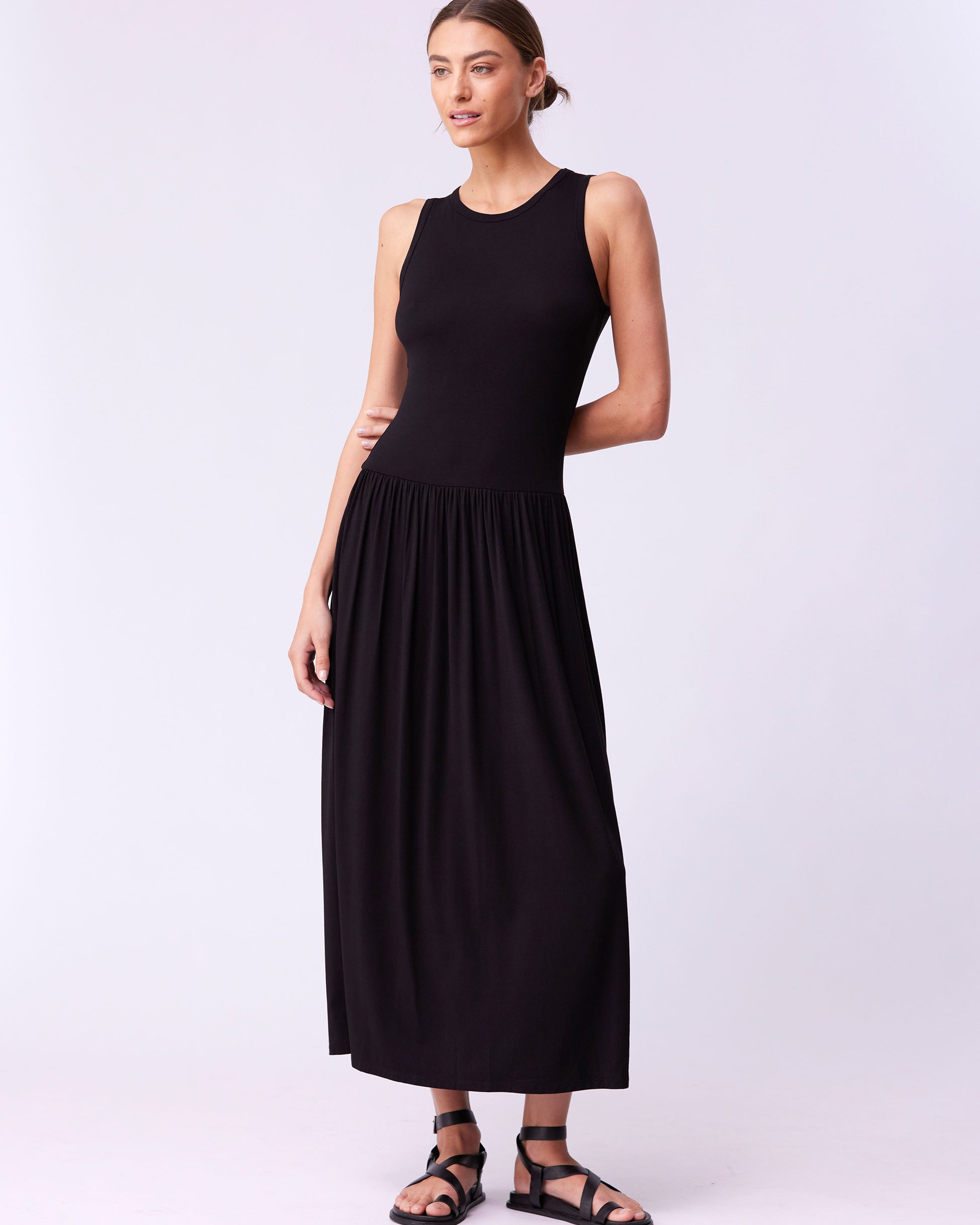 Essential Maxi Dress - Black