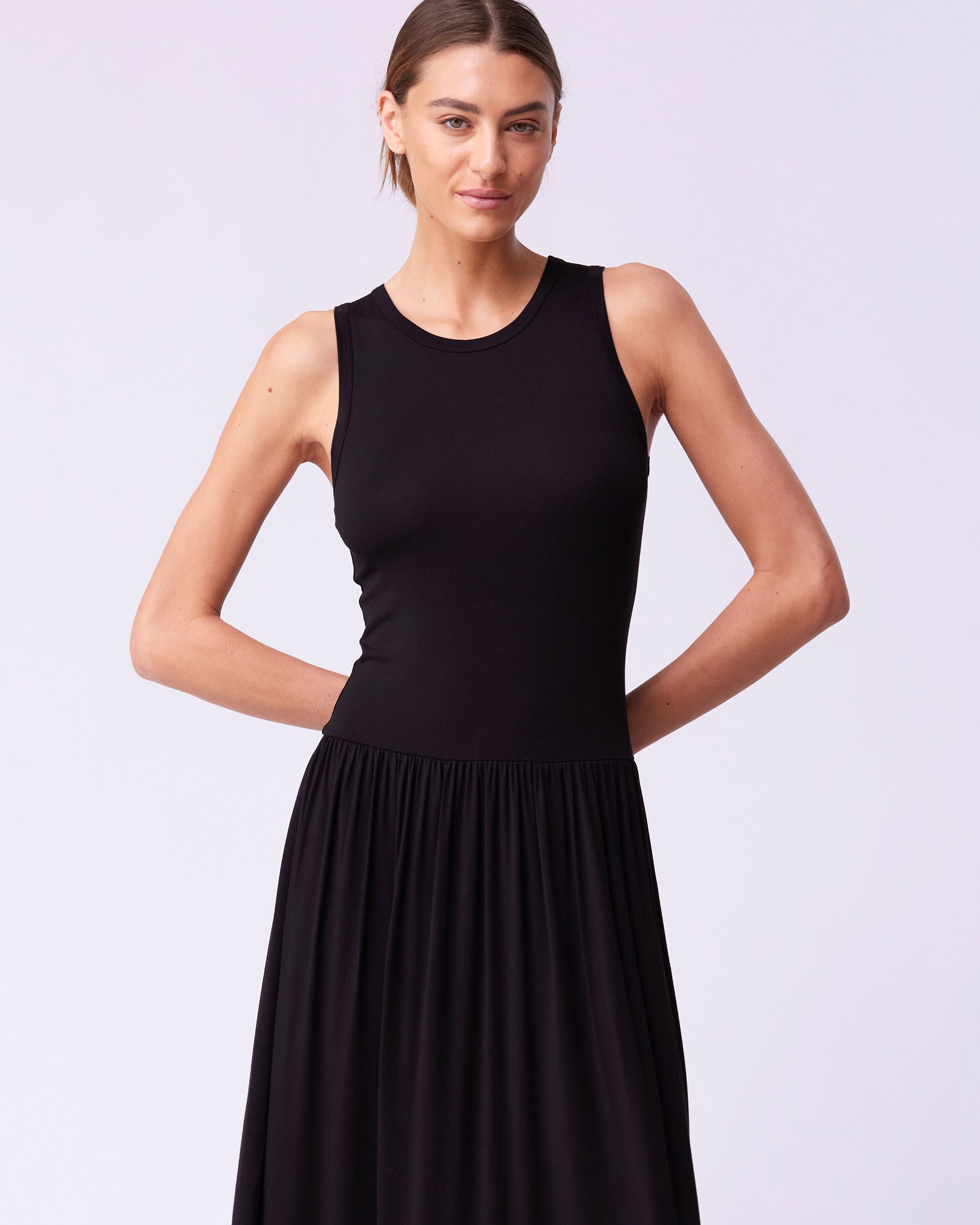 Essential Maxi Dress - Black