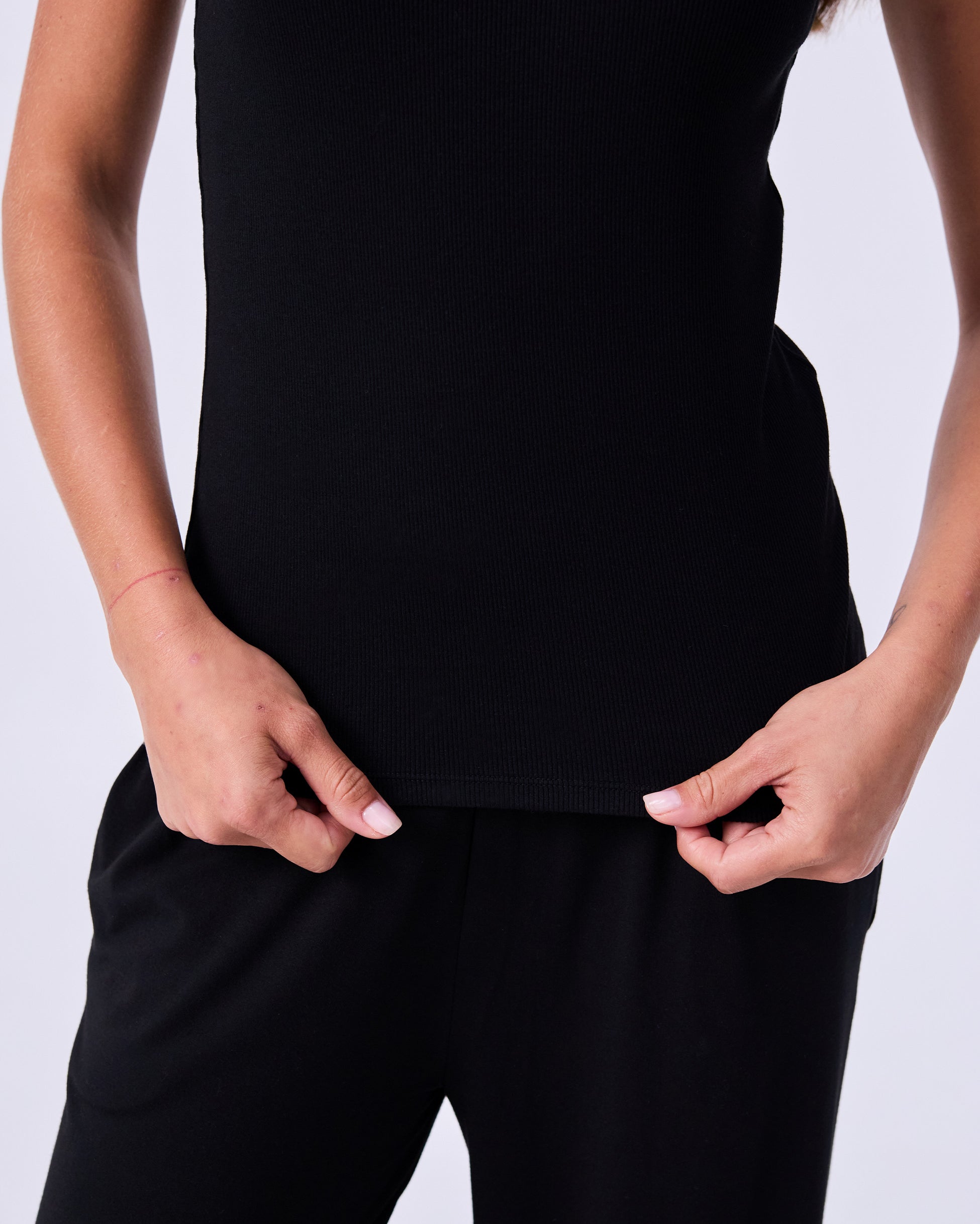 V neck Rib Tank - Black