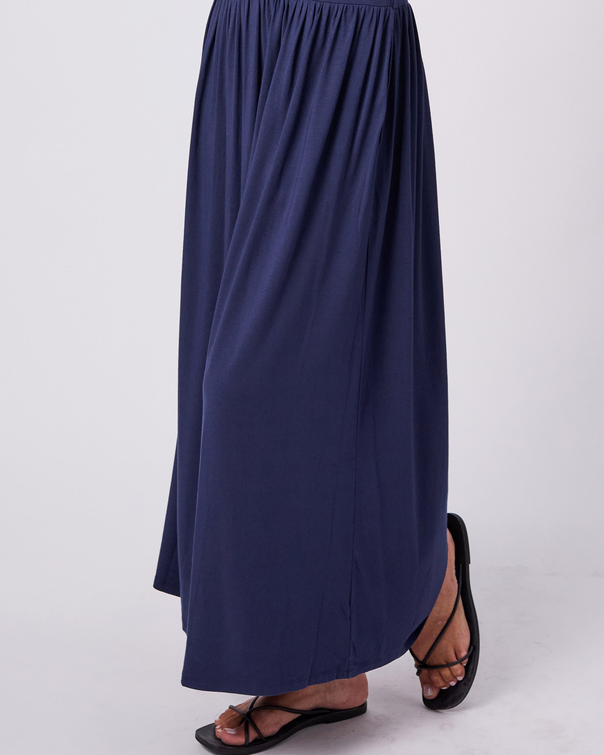 Long Essential Maxi Dress - Navy