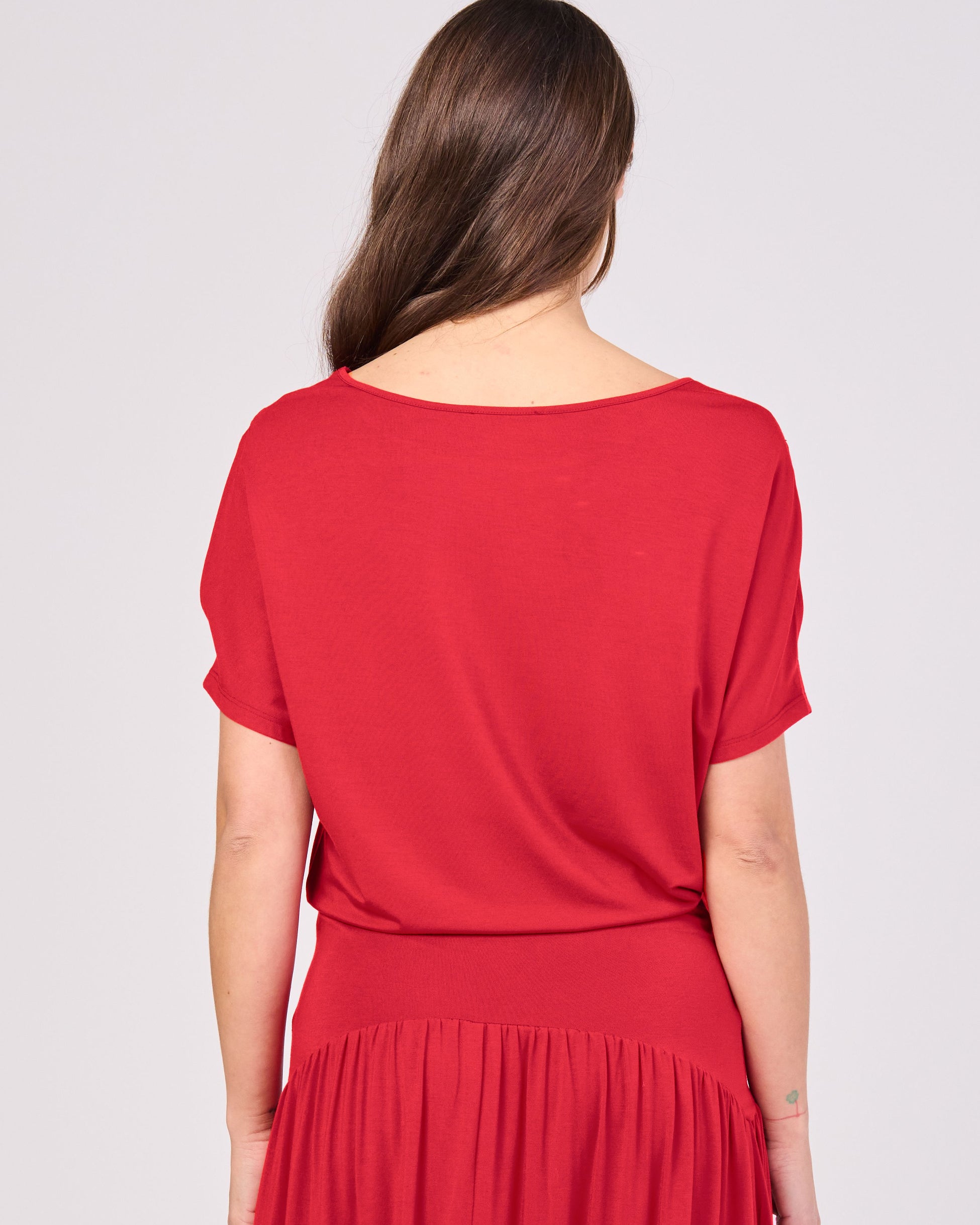 Keyhole Sleeve Luxe Tee - Cherry