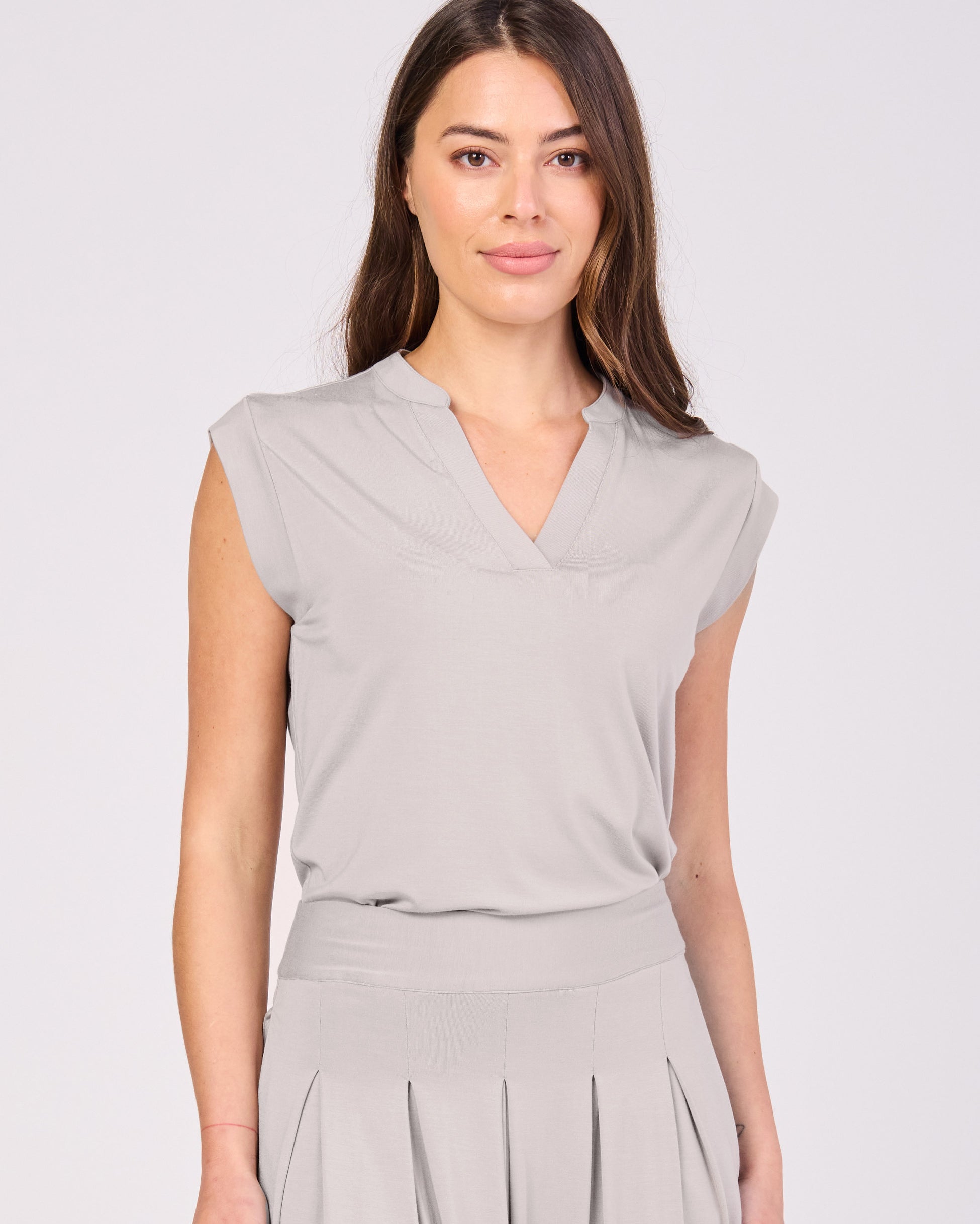 Nero Placket Tee- Paloma