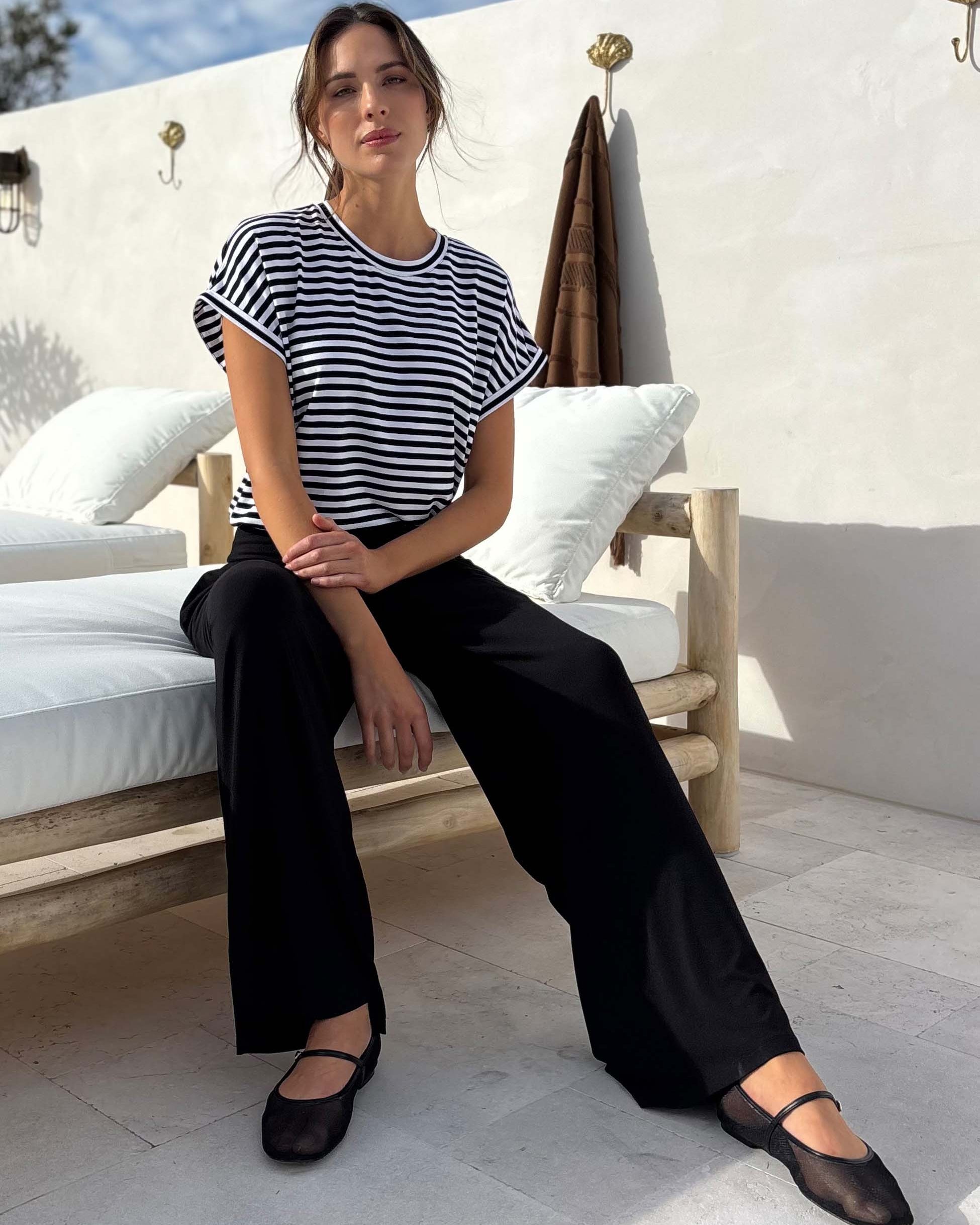 Jessica Oversized Tee- Black