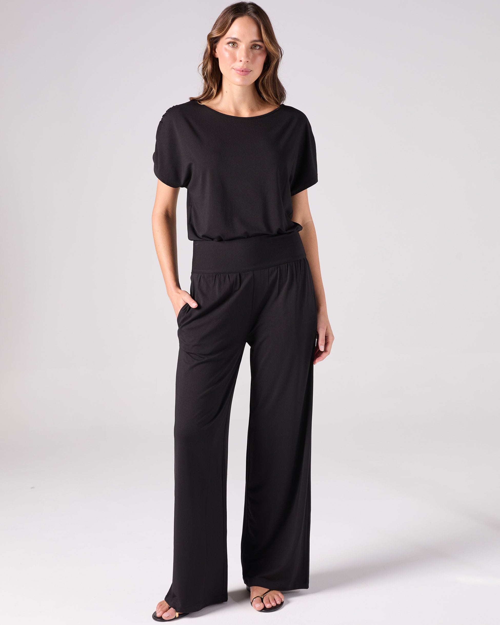 Rouch Sleeve Luxe Layer - Black