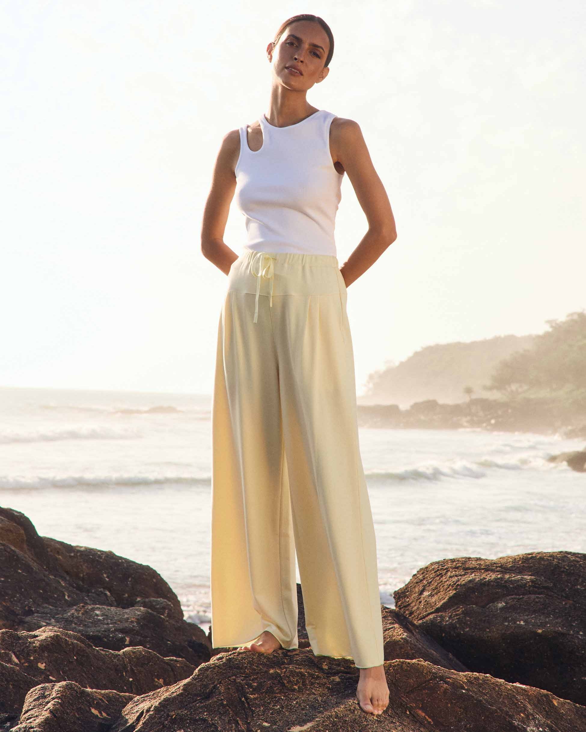 Cut Out Rib Tank - White