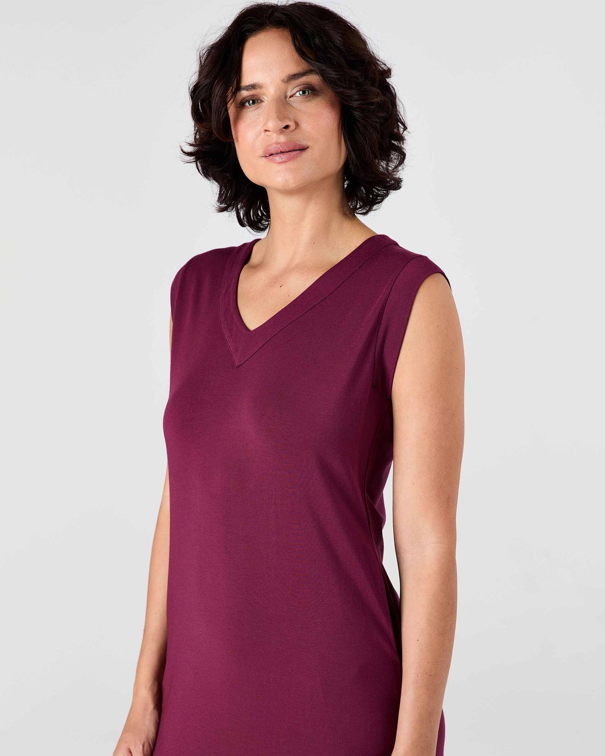 Everly V Neck Maxi Dress - Ruby