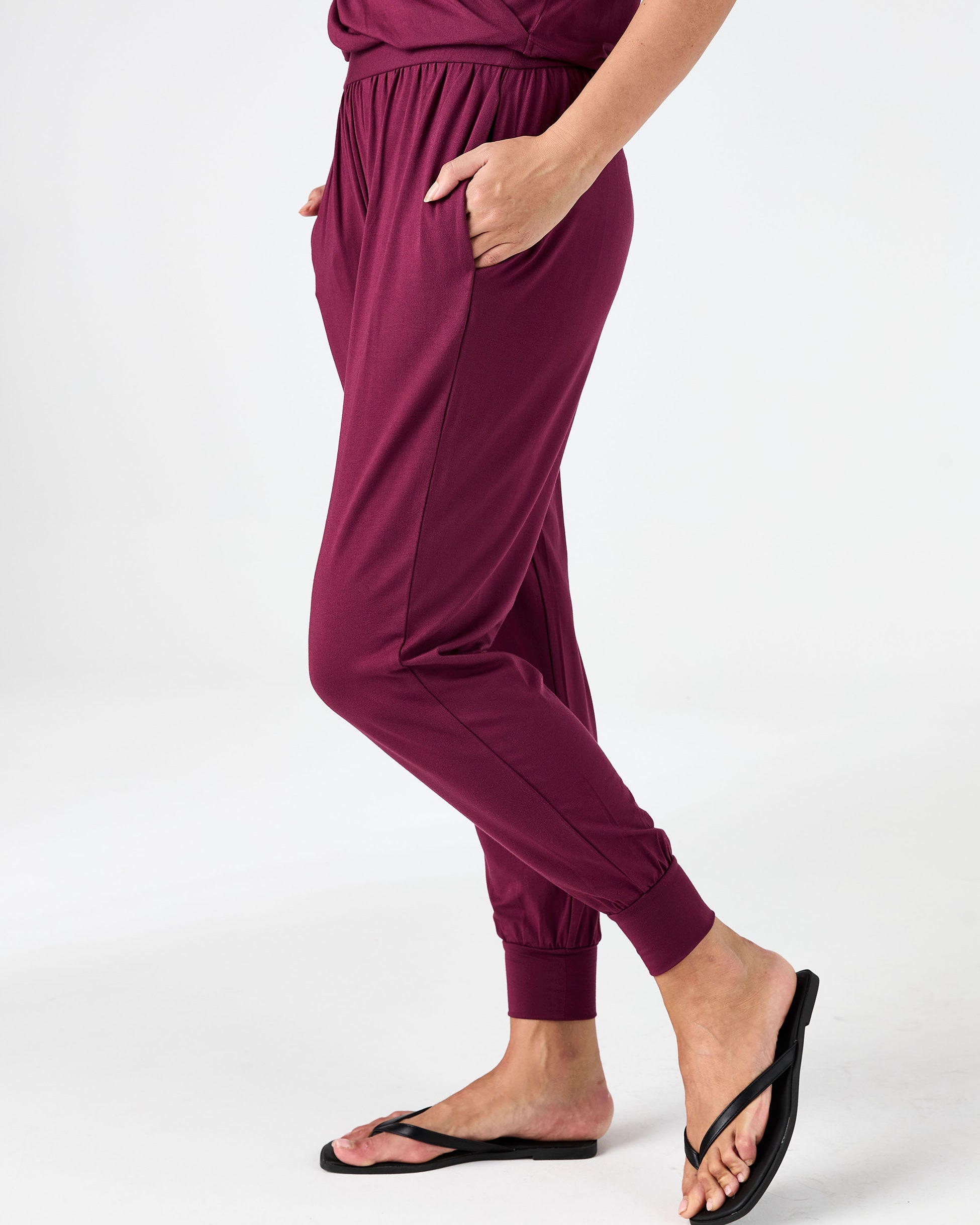 Nomad Relax Pant - Ruby
