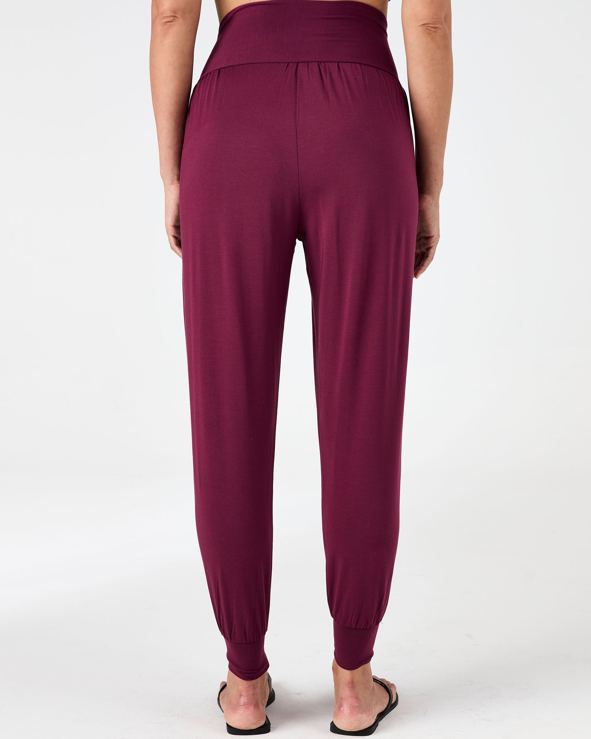 Nomad Relax Pant - Ruby