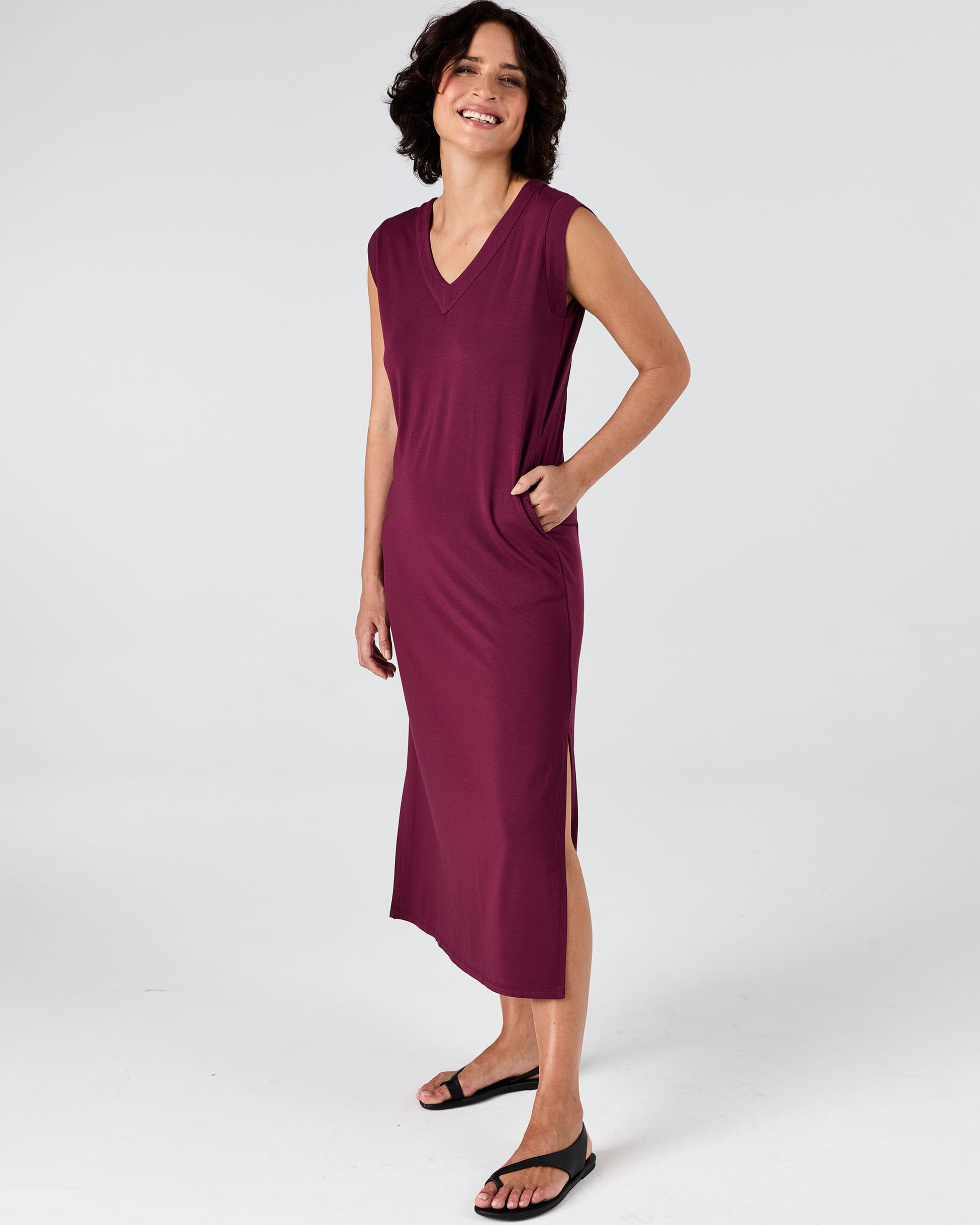 Everly V Neck Maxi Dress - Ruby