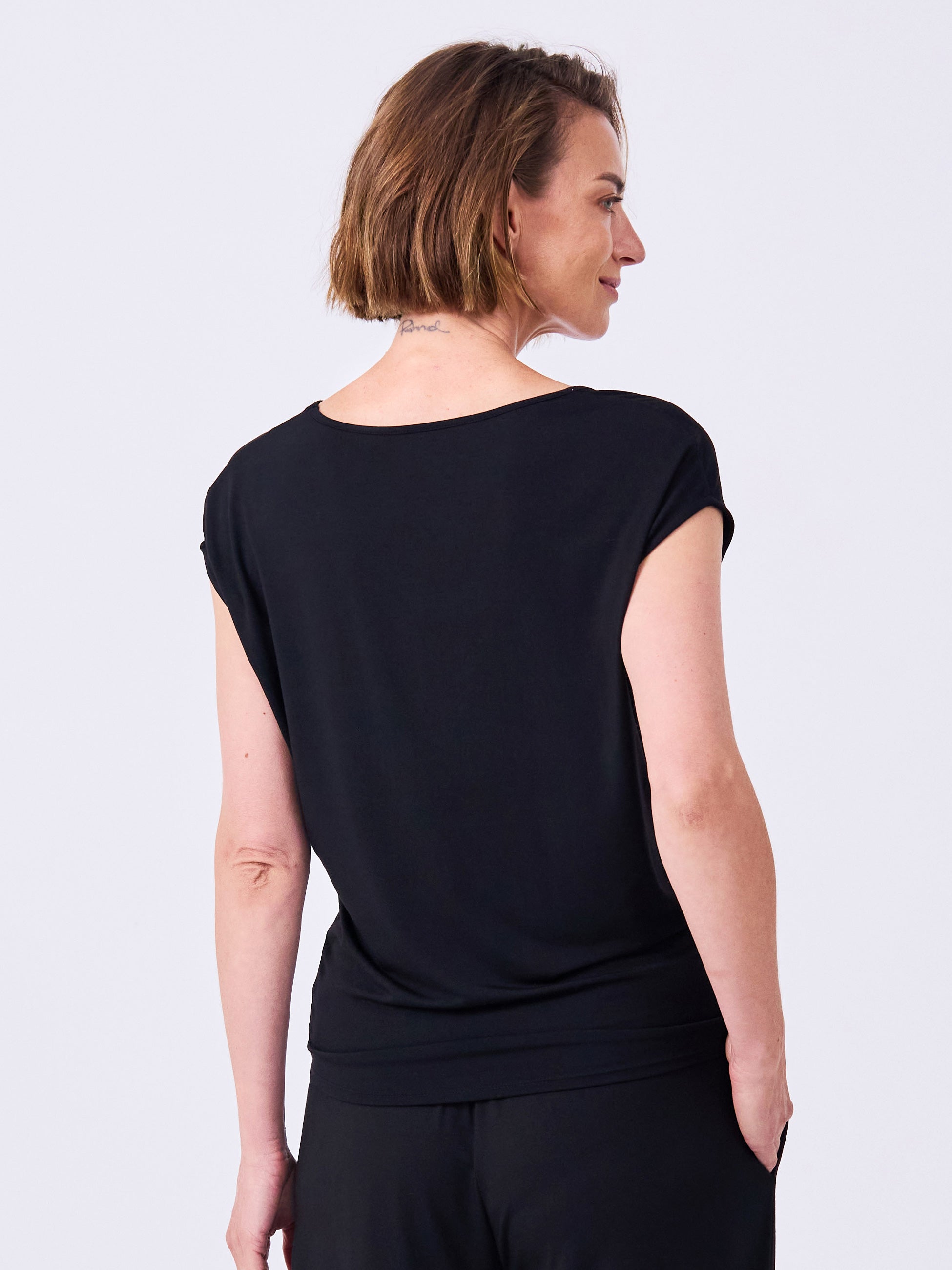Women's Bamboo-Lined Breeze Pull-On Jogger - Black