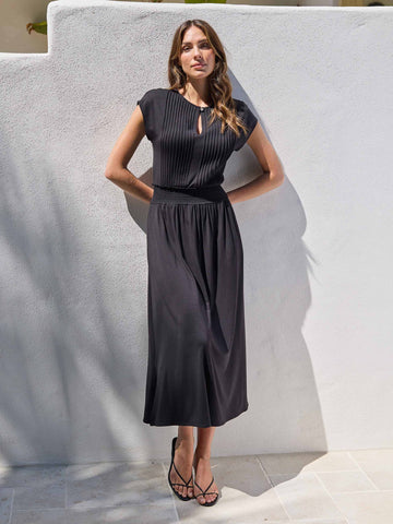 Pin Tuck Maxi  Dress - Black