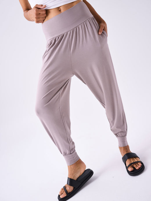 Nomad Relax Pant - Taupe