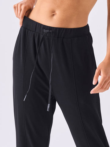 Breeze French Terry Cropped Jogger - Black